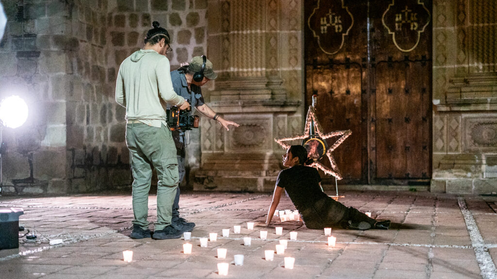 Detras de camaras ladxido la serie oaxaca